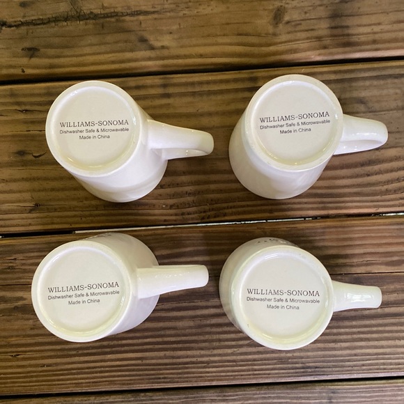 Williams Sonoma Set of 4 Assorted Snowman Decorative Collectible Seasonal Mugs⛄️ - Picture 6 of 16